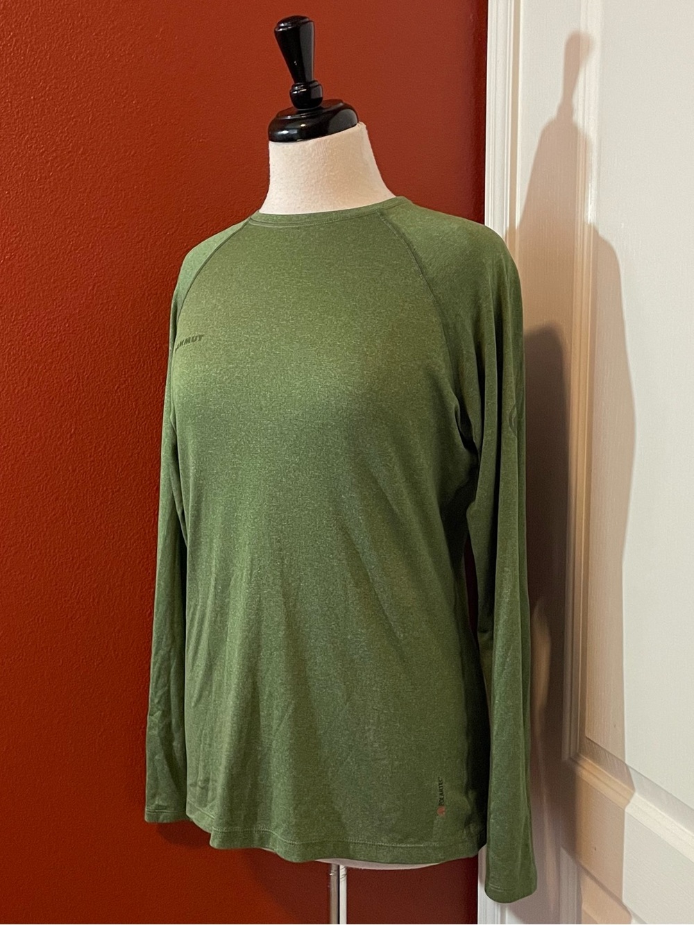 Mammut Women’s Green Lightweight Base Layer Breathable Hiking Long Sleeve Shirt